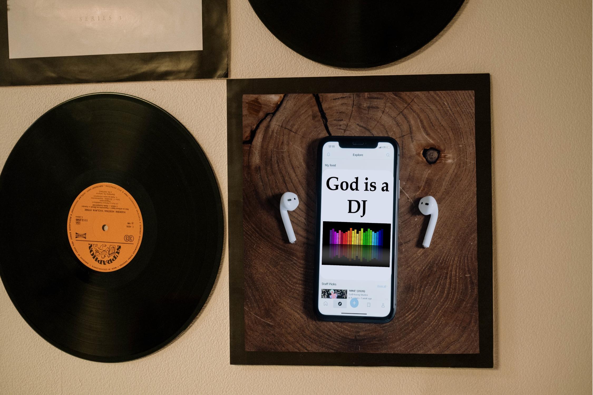 God is a DJ Titelbild